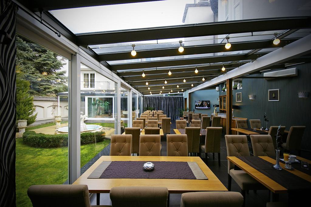 Xavin Wellness Hotel & Restaurant Harkány Exterior photo